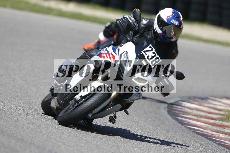 /Archiv-2025/43 08.08.2025 Discover the Bike ADR/Bike 2 gelb/238